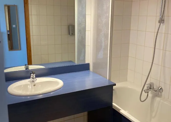 De La Bouloie - 8 Avec Sdb